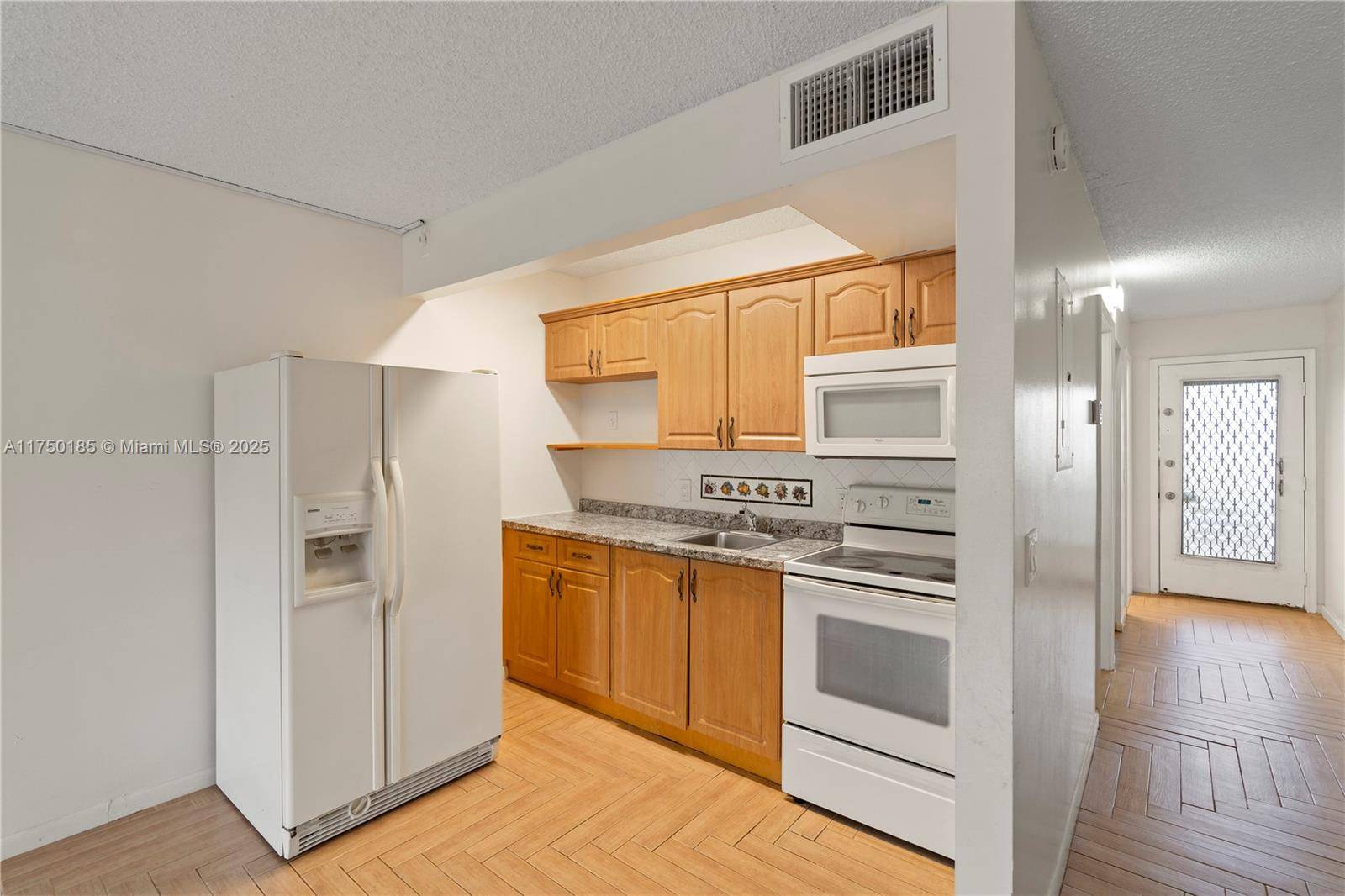 Pembroke Pines, FL 33027,1400 SW 124th Ter #106Q