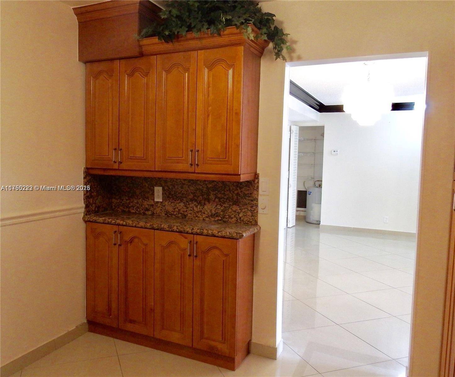Hallandale Beach, FL 33009,1301 NE 7th St #508