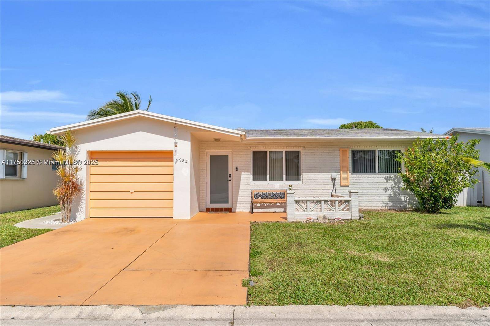 Margate, FL 33063,6985 NW 11th