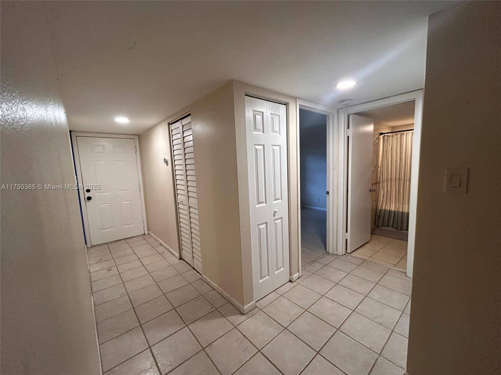 Lauderdale Lakes, FL 33319,3161 NW 47th Ter #114