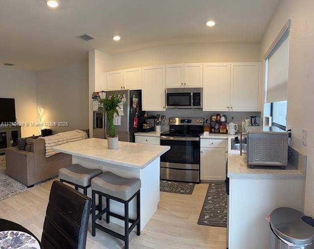 Hialeah, FL 33018,3323 W 106th Ter #NO