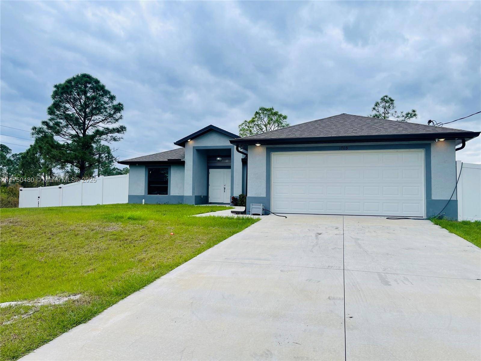 Lehigh Acres, FL 33972,1703 Edison Ave