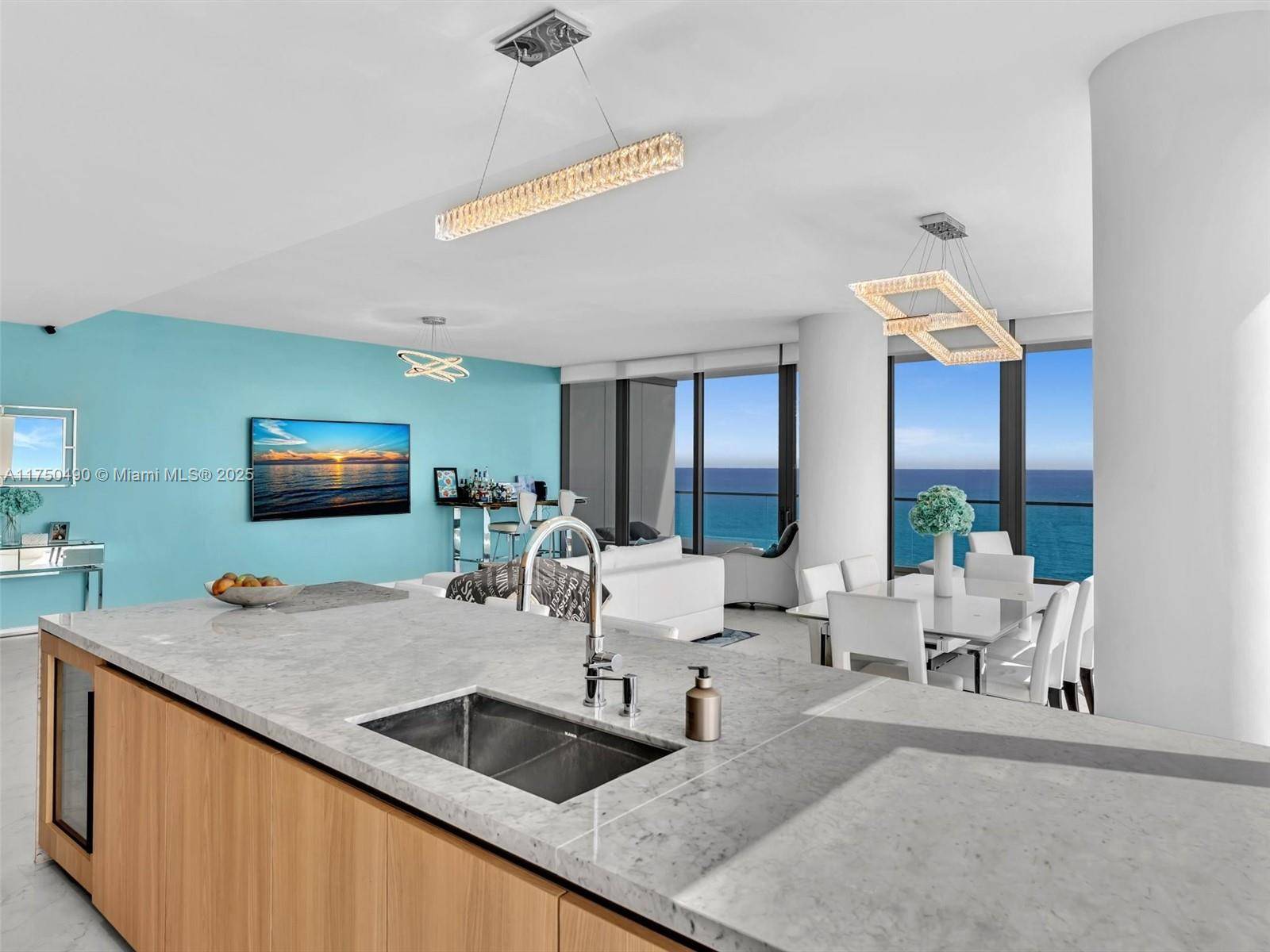 Hallandale Beach, FL 33009,2000 S Ocean Dr #29B