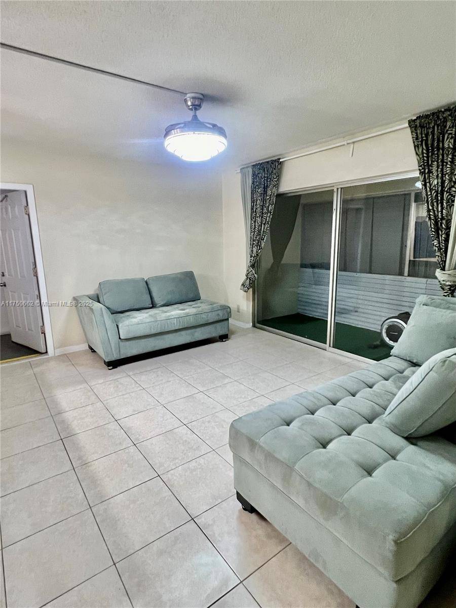 Lauderhill, FL 33313,1631 NW 46th Ave #119