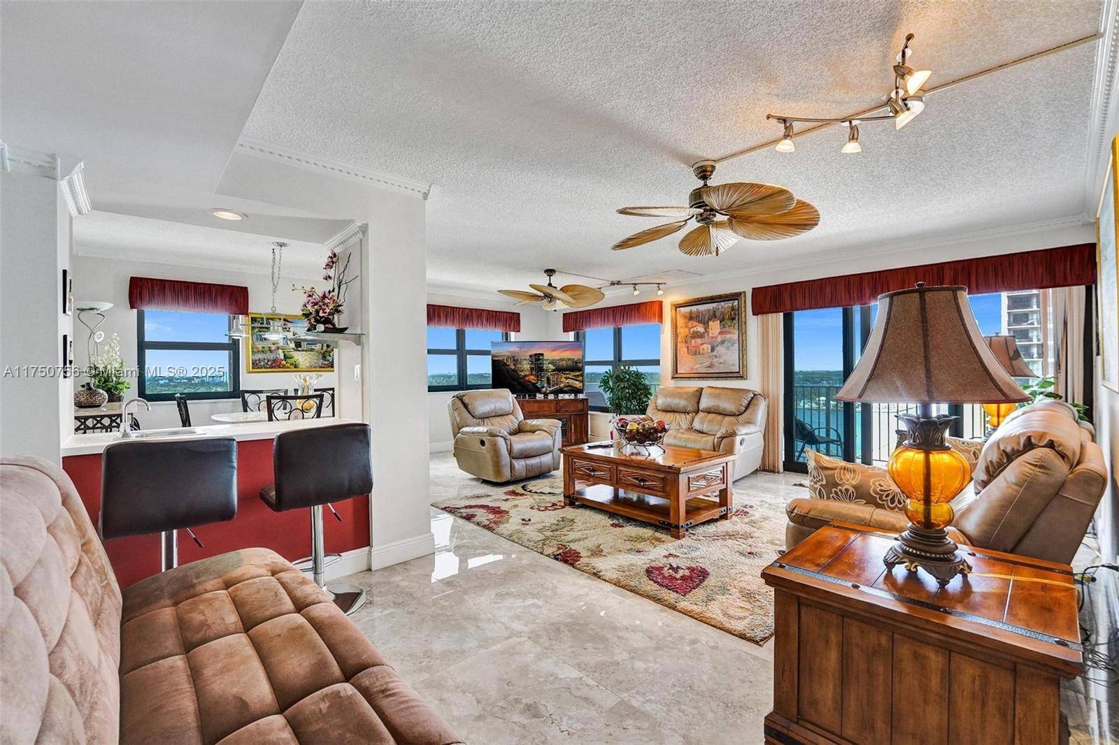 Hollywood, FL 33019,1201 S Ocean Dr #1711S