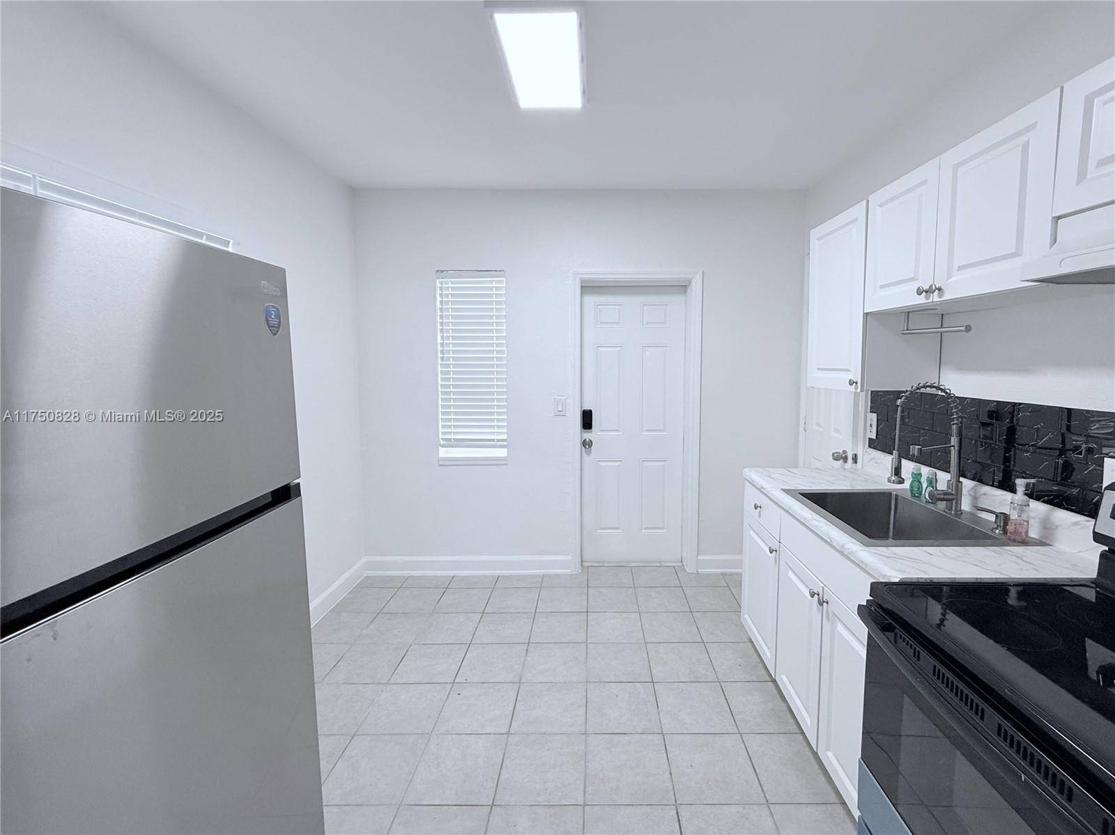 Lake Worth, FL 33460,1625 S Federal Hwy #4