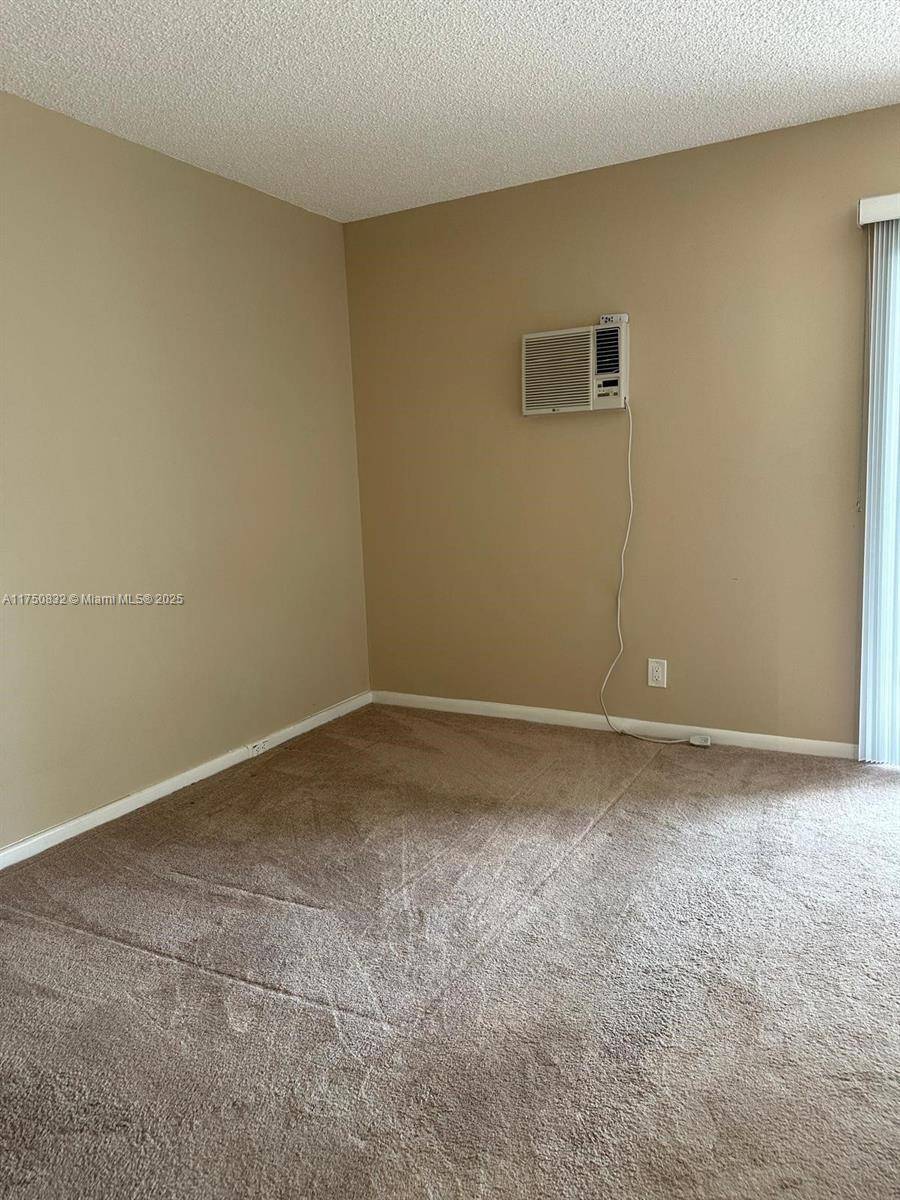 Pembroke Pines, FL 33027,13300 SW 1st St #212O