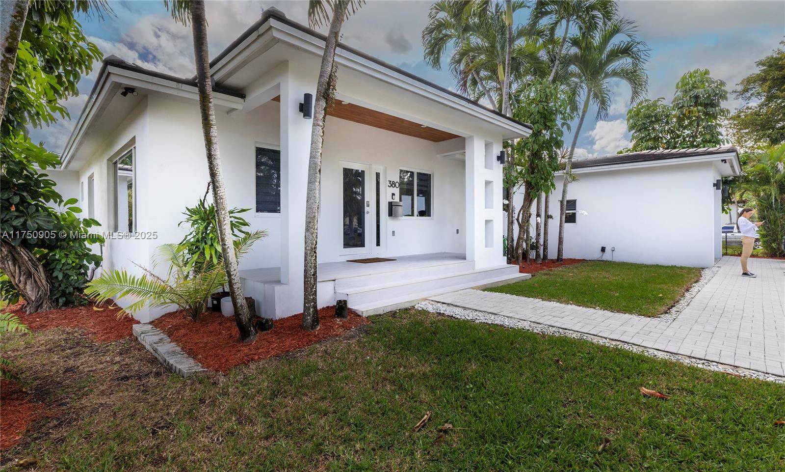 Miami Springs, FL 33166,380 Morningside Dr