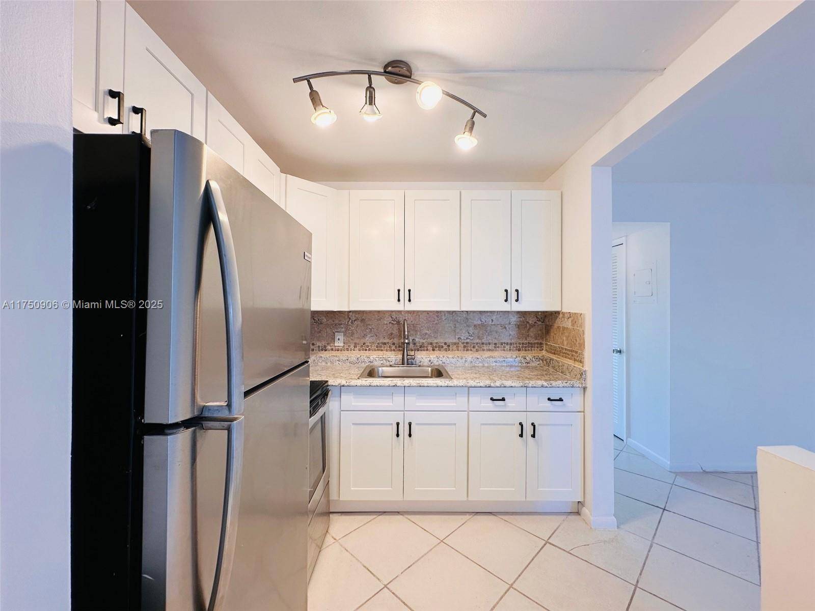 West Palm Beach, FL 33417,2 Kent A #2