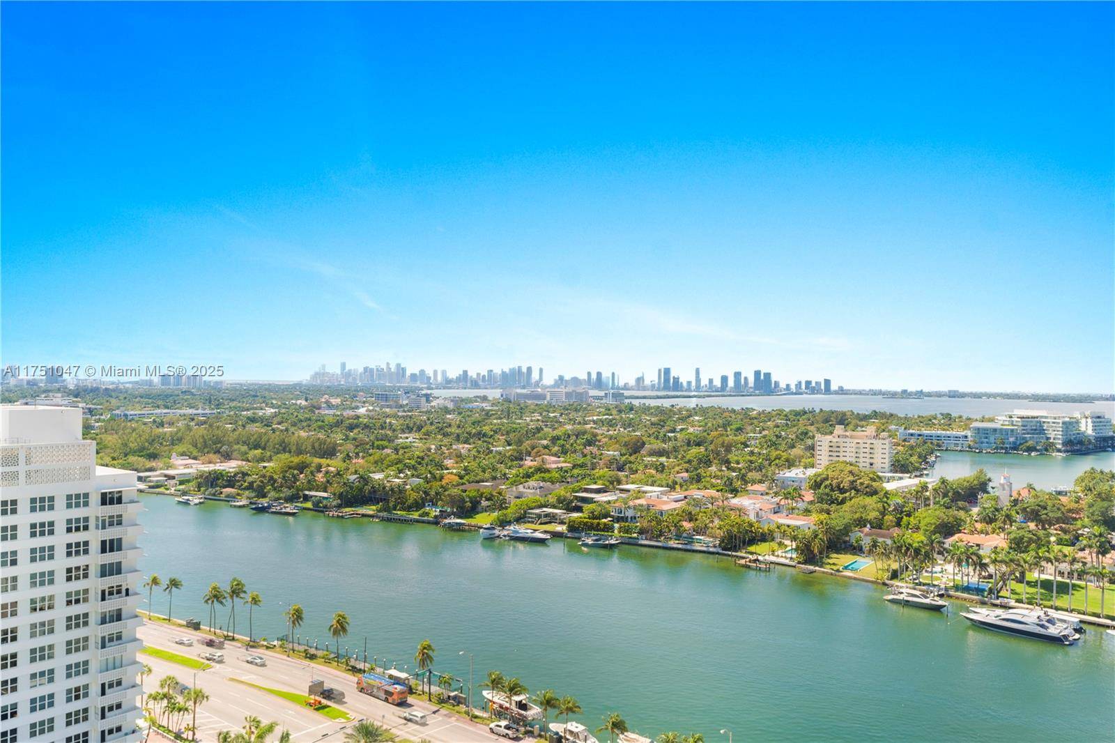 Miami Beach, FL 33140,4779 Collins Ave #2204