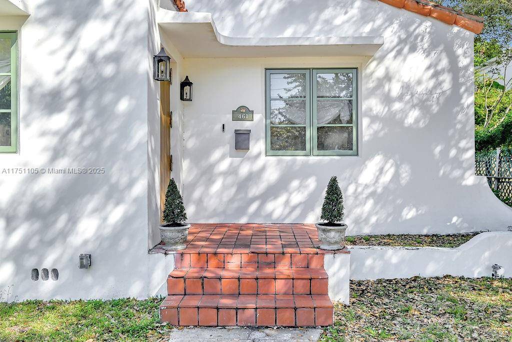 Miami, FL 33138,461 NE 70th Street