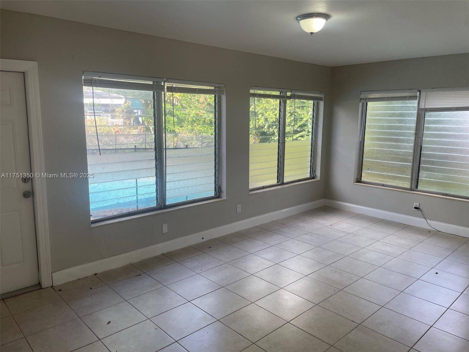 Plantation, FL 33317,972 Pine Ridge Dr