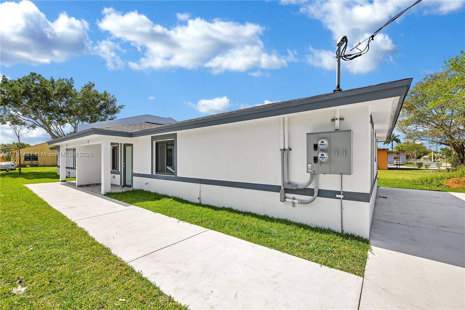 Florida City, FL 33034,673 NW 14th St #1
