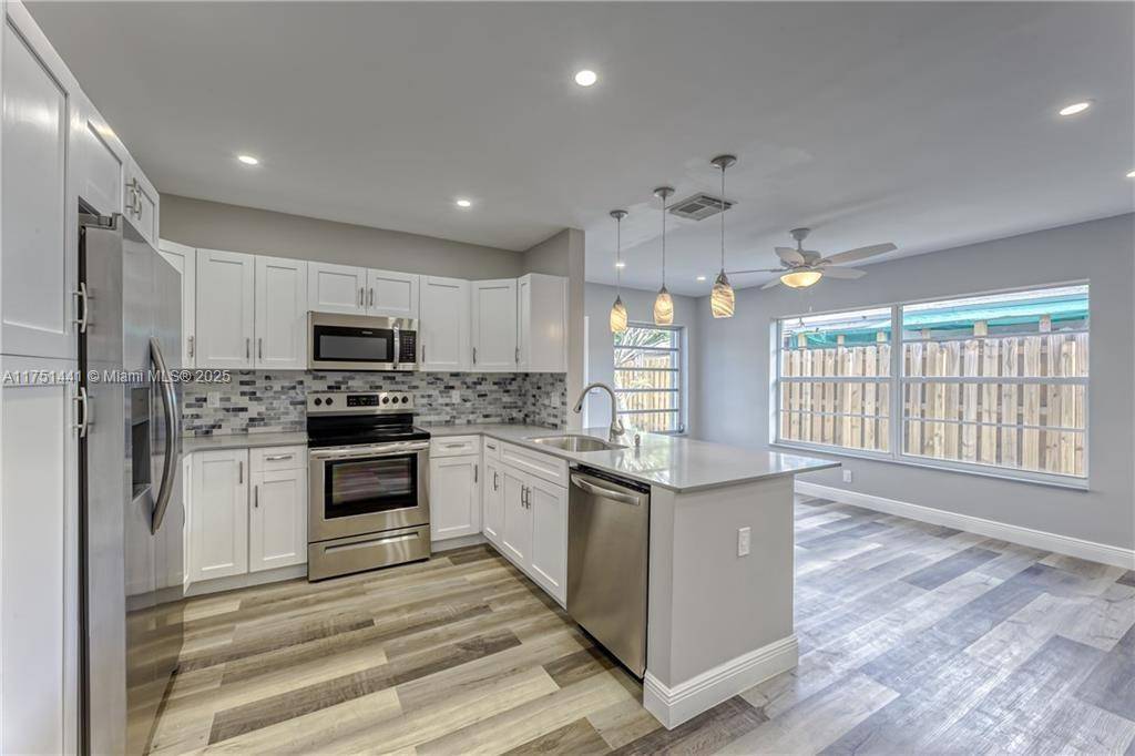 Wilton Manors, FL 33305,1717 NE 25th St