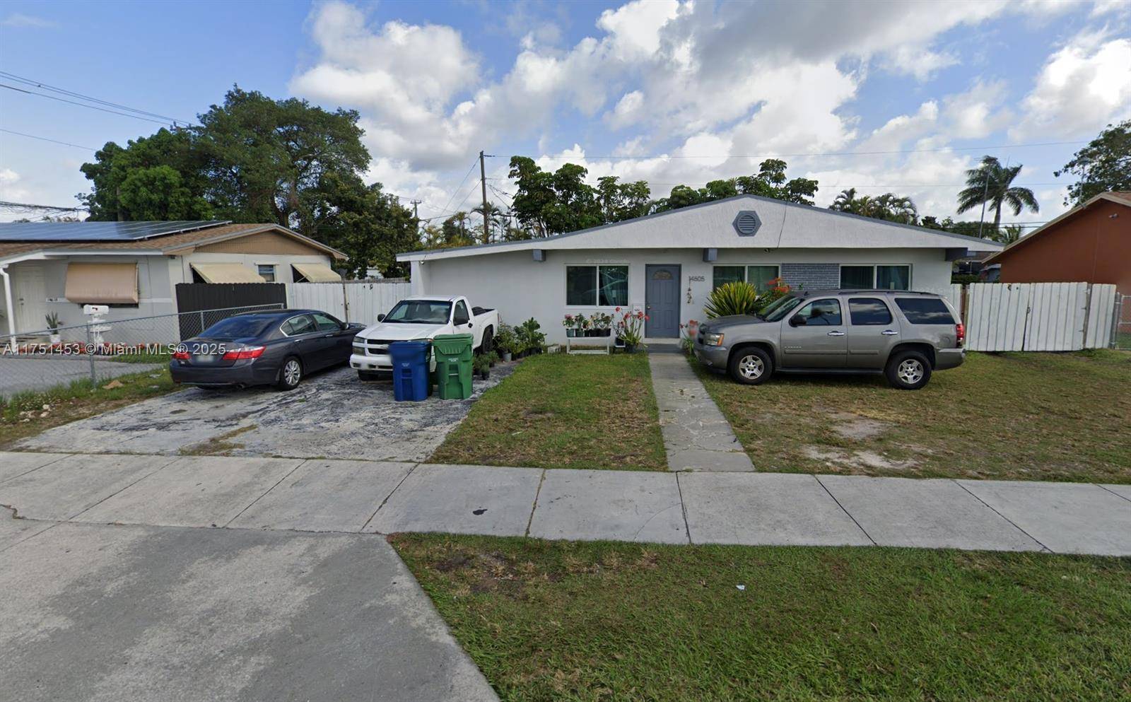 Homestead, FL 33033,14605 SW 288th St