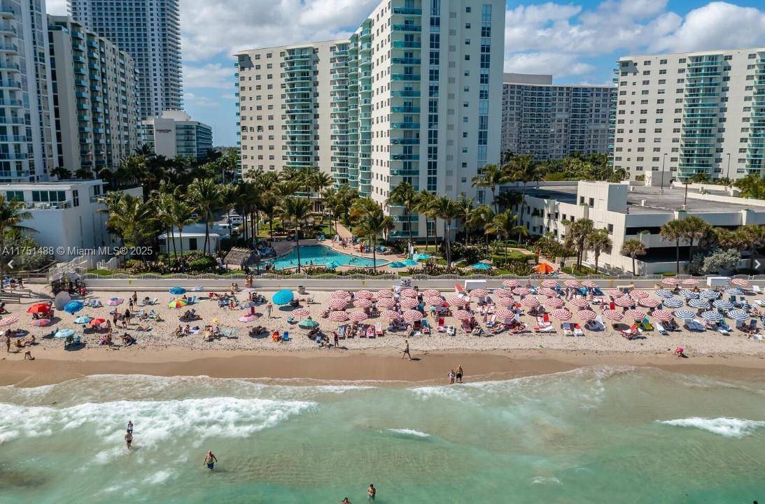 Hollywood, FL 33019,3901 S Ocean Dr #PH16D