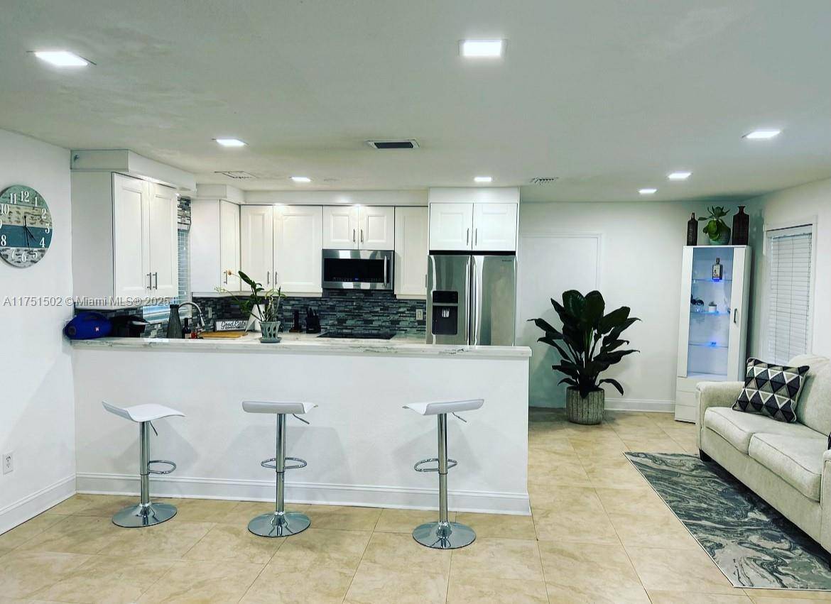 Miami, FL 33173,5920 SW 116th Ave