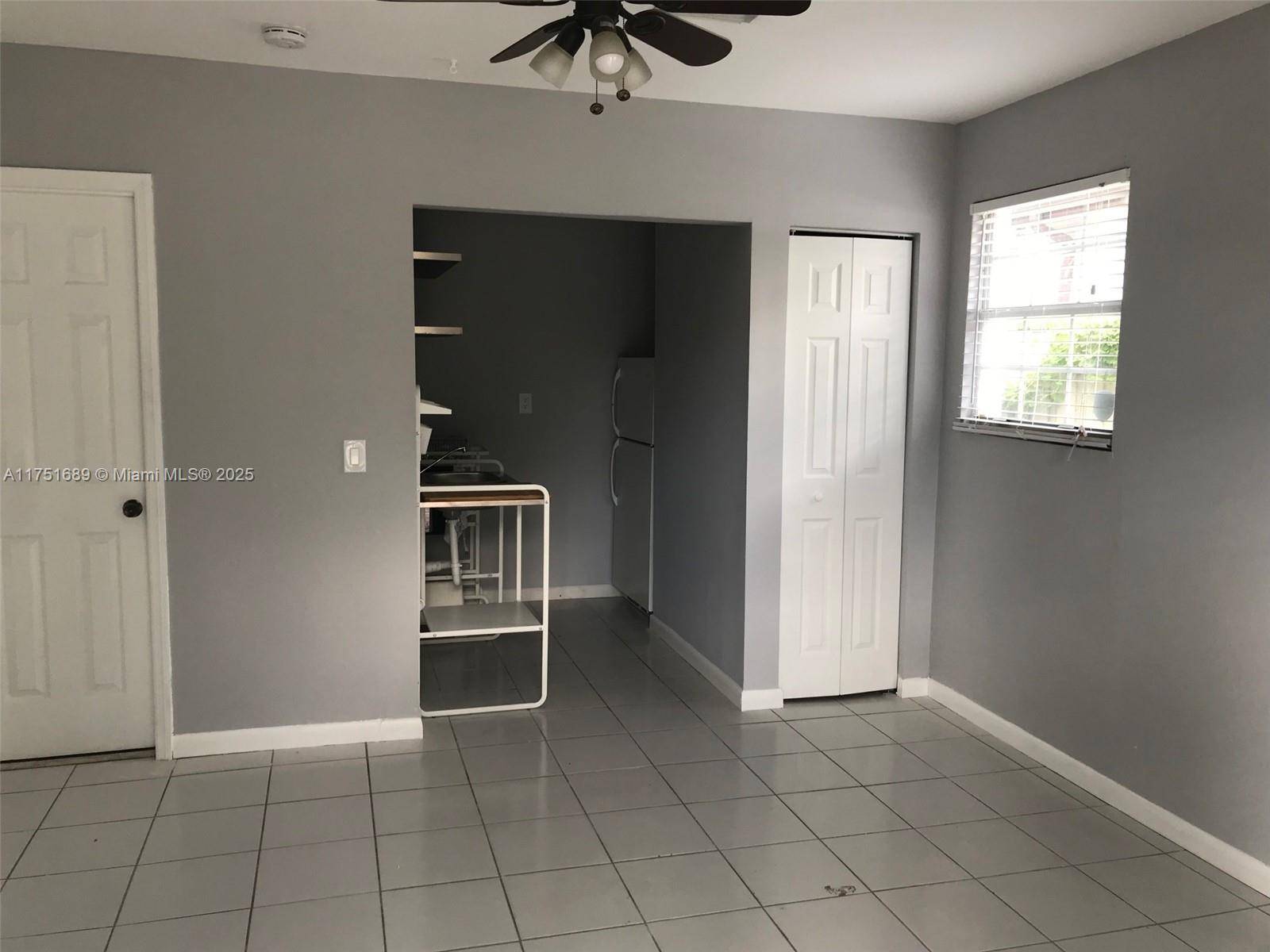 Miami, FL 33155,3924 SW 63rd Ave #2