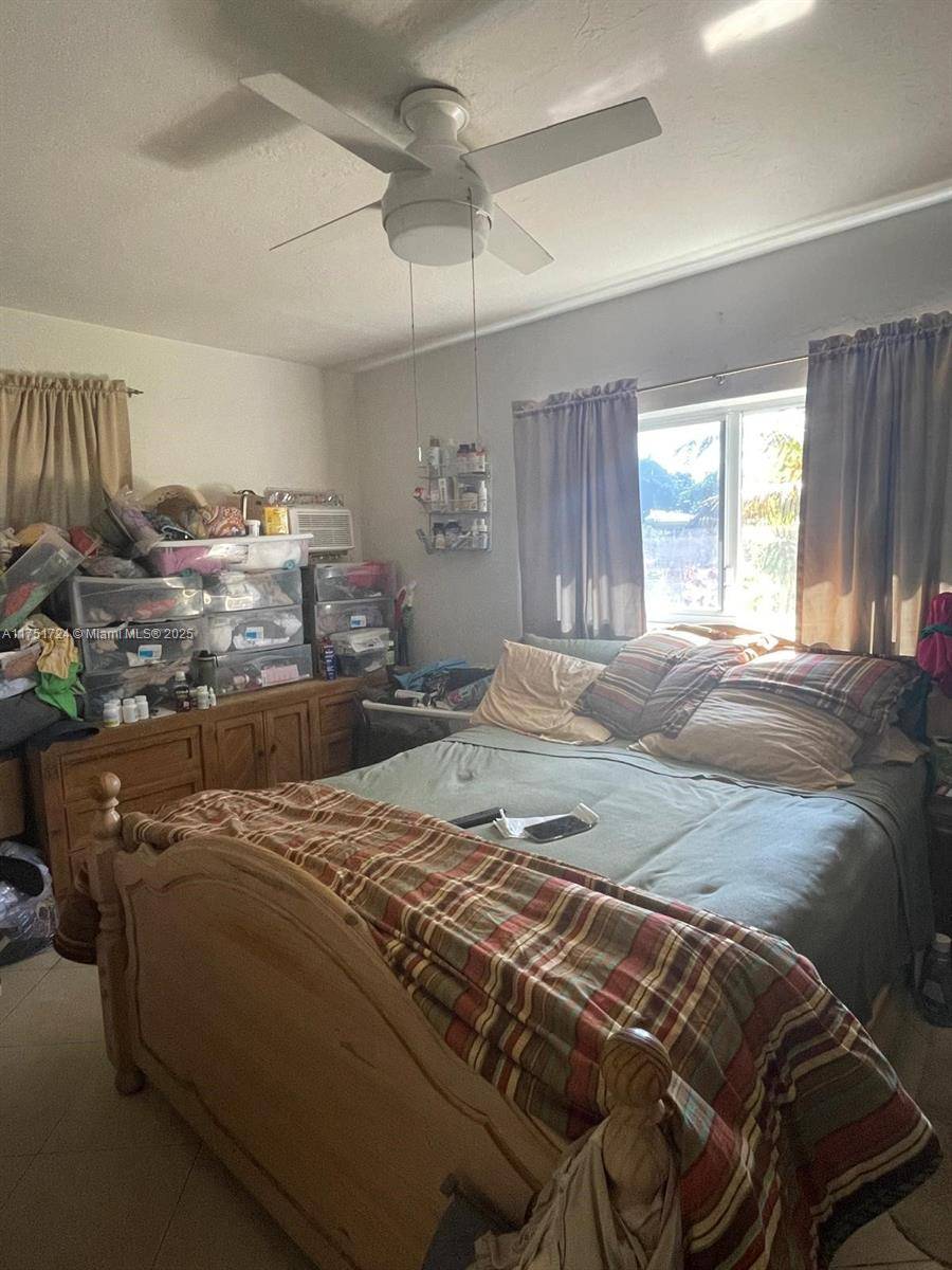 North Miami, FL 33161,1155 NE 136th st