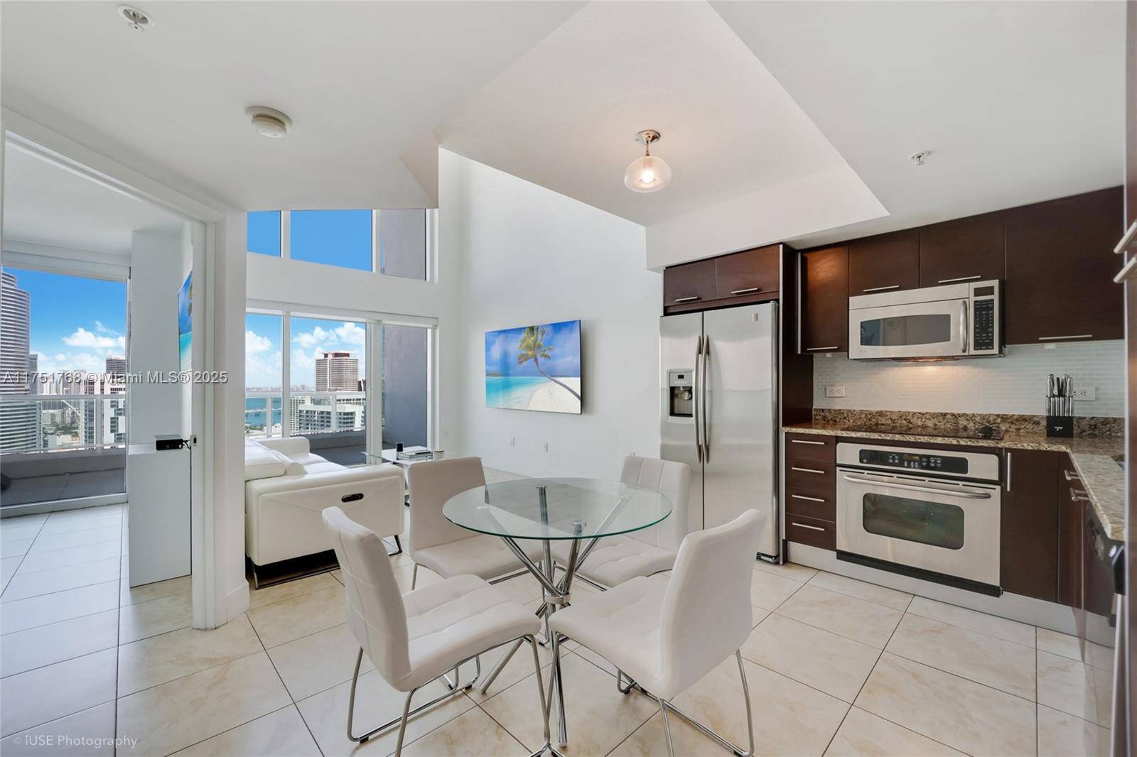 Miami, FL 33131,41 SE 5th St #2409