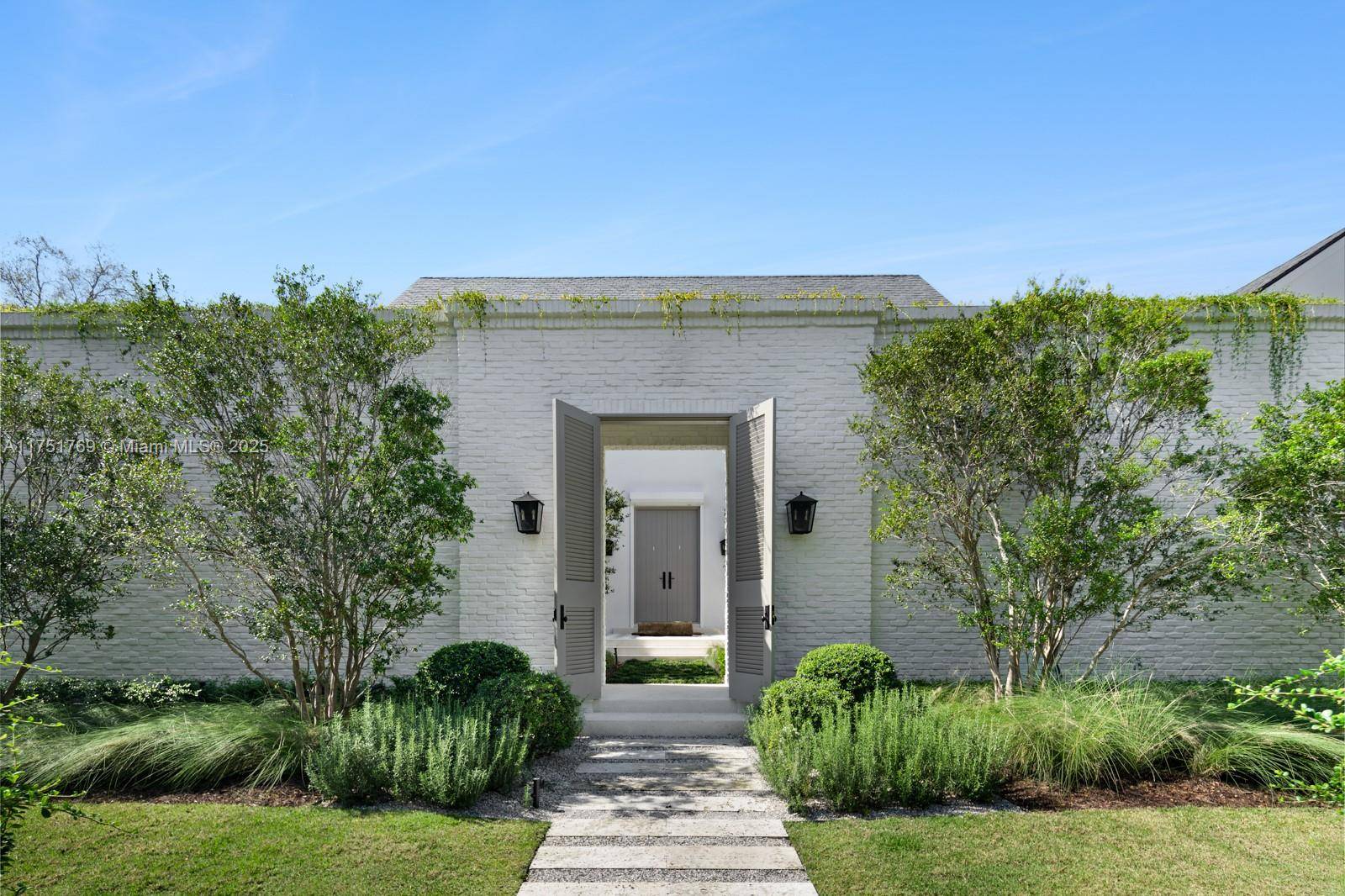 Coral Gables, FL 33156,9330 Gallardo St