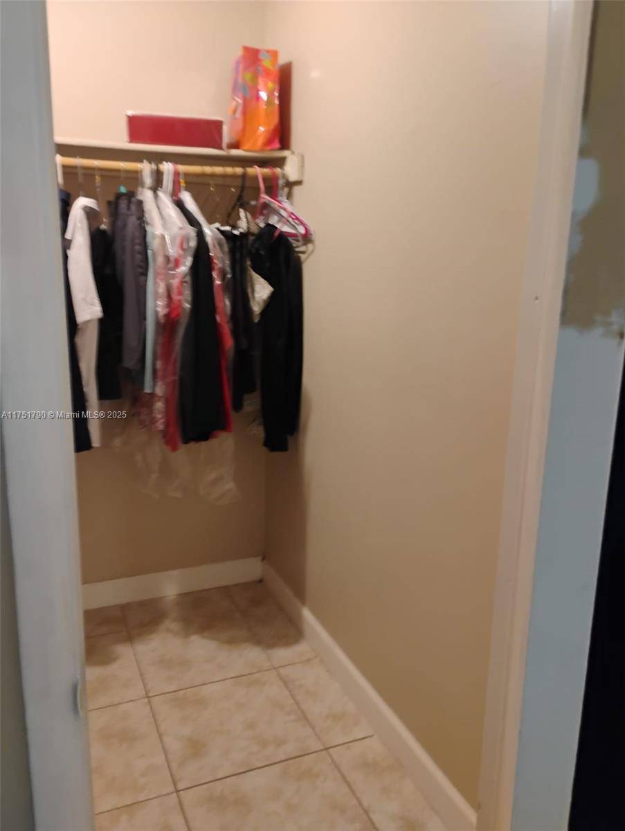 Lauderdale Lakes, FL 33319,Address not disclosed
