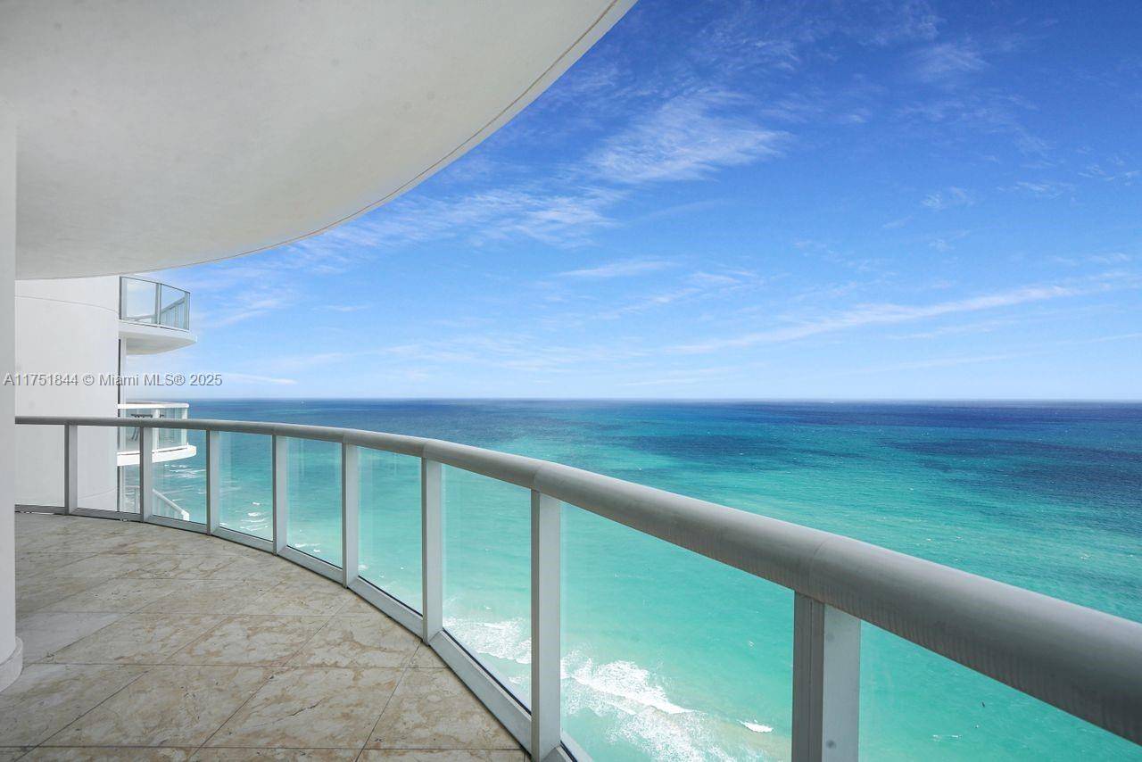 Miami Beach, FL 33141,6365 Collins Ave #4002