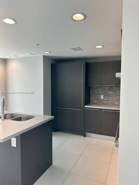 Doral, FL 33178,7661 NW 107th Ave #512