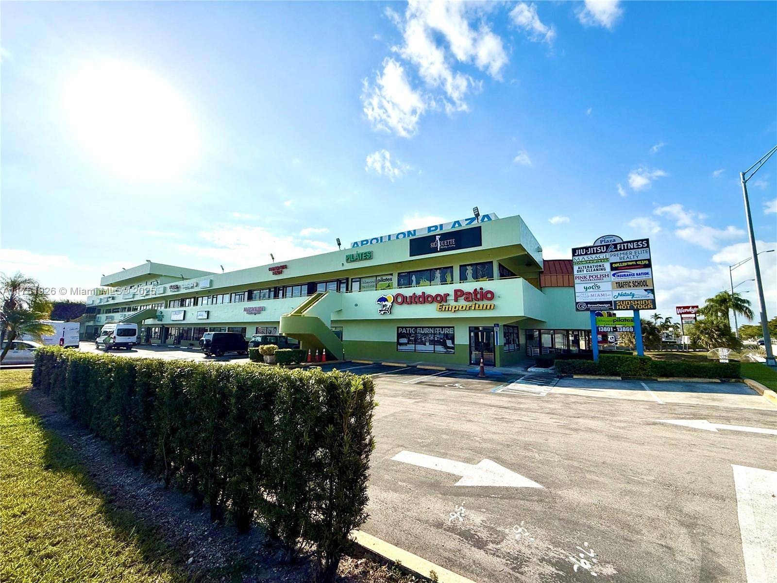 Palmetto Bay, FL 33176,13801 S Dixie Hwy