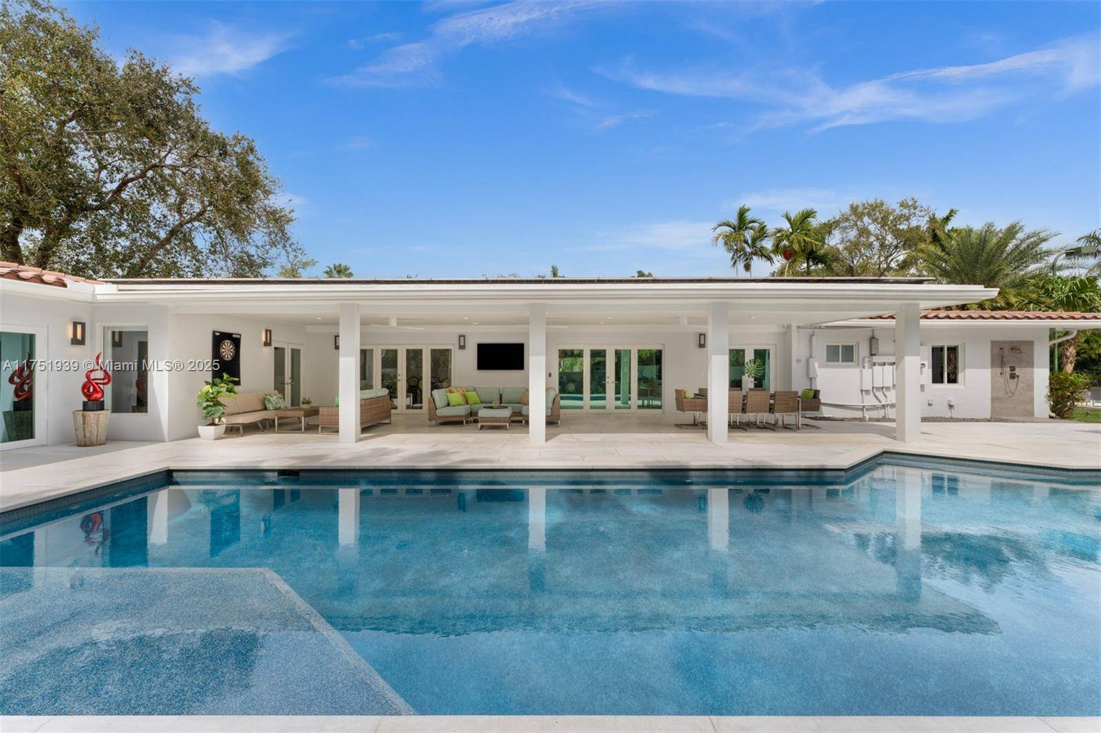Pinecrest, FL 33156,6784 SW 97th St