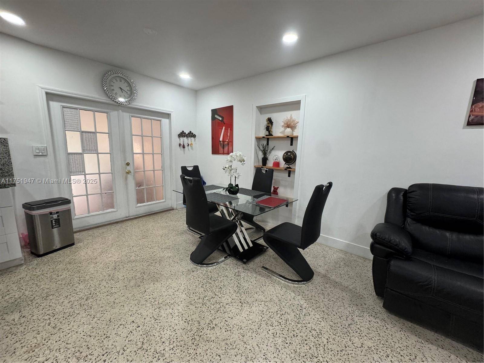 Hialeah, FL 33013,50 E 61st St