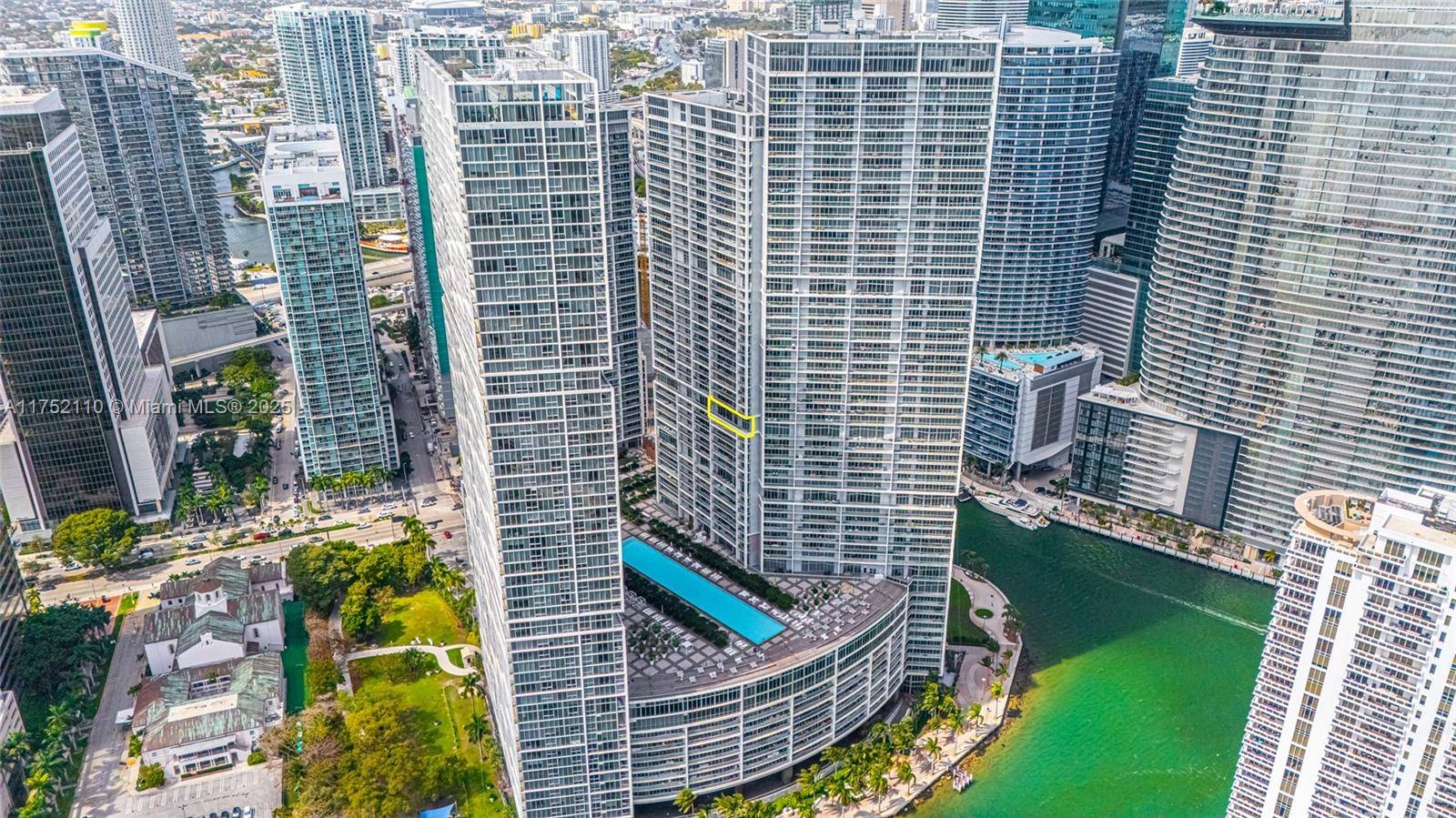 Miami, FL 33131,475 Brickell Ave #2809