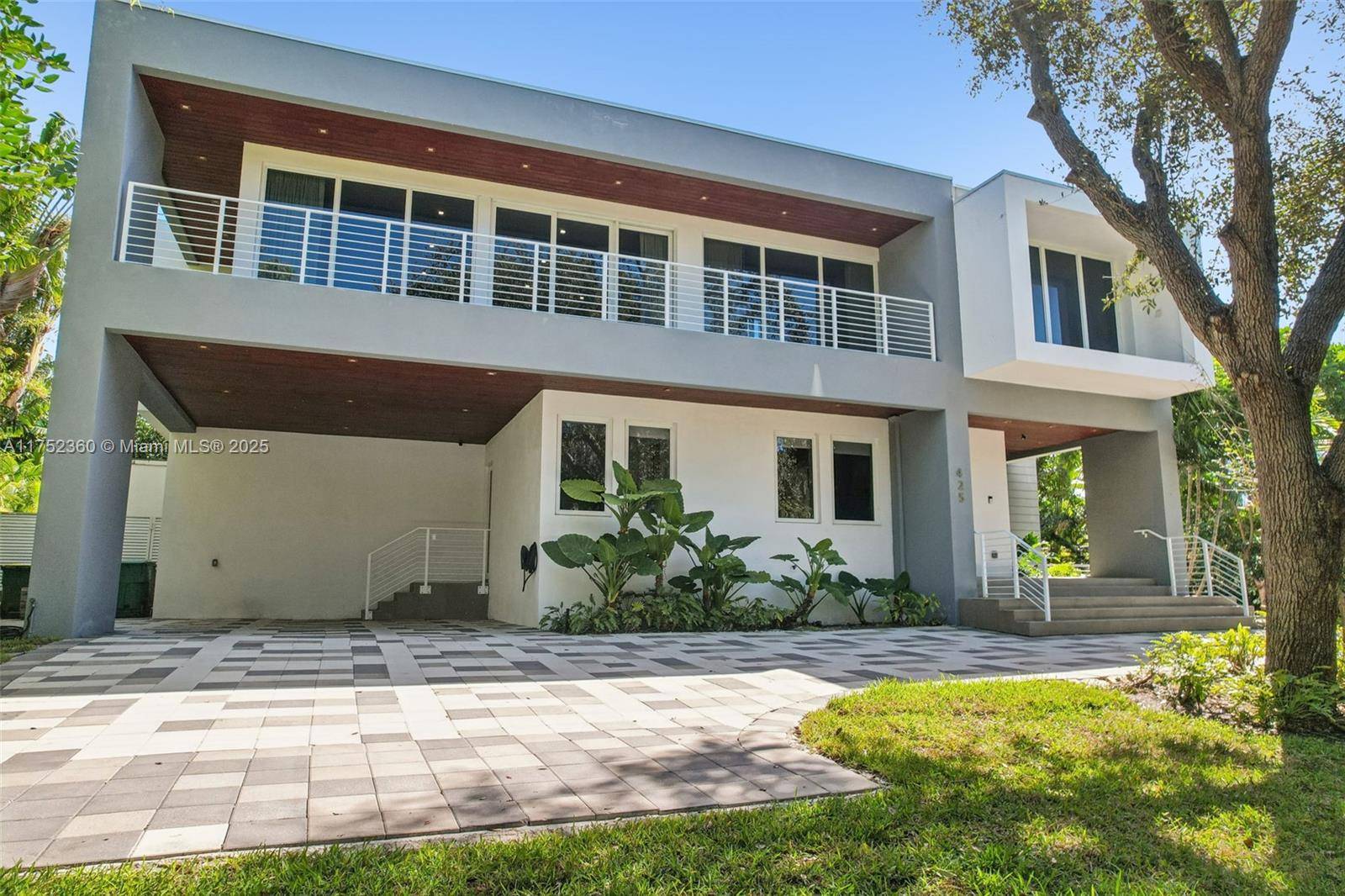 Key Biscayne, FL 33149,425 Harbor Dr