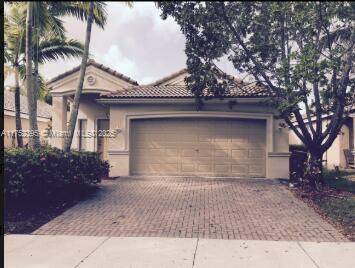 Weston, FL 33327,1090 Golden Cane Dr #1