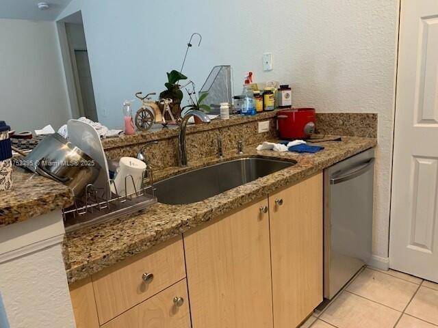 Weston, FL 33327,1090 Golden Cane Dr #1