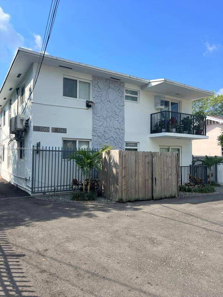 Miami, FL 33135,1262 SW 2nd St