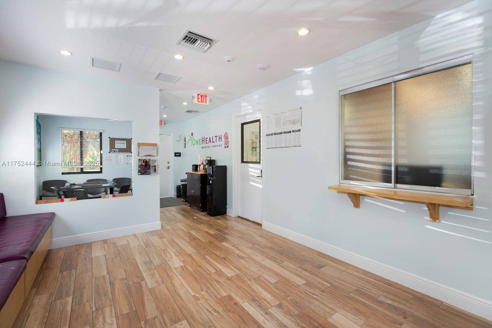 El Portal, FL 33138,211 NE 89th St