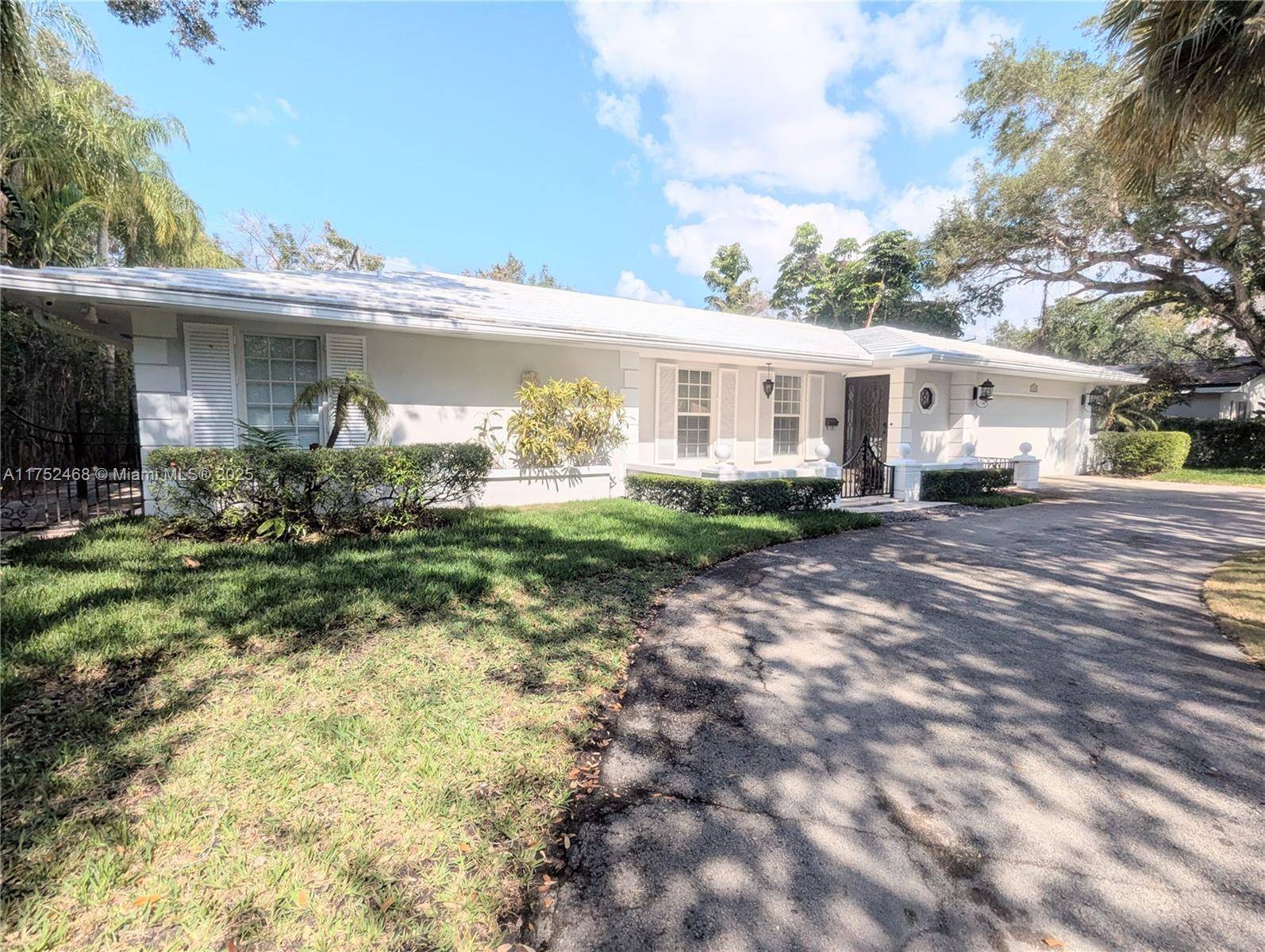 Coral Gables, FL 33146,5920 Maynada St