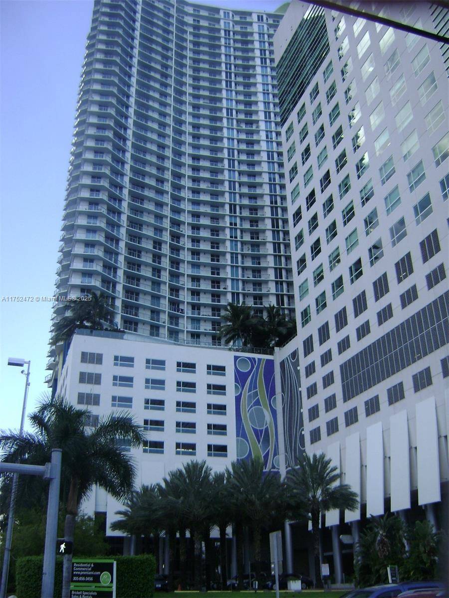 Miami, FL 33130,185 SW 7 St #2311