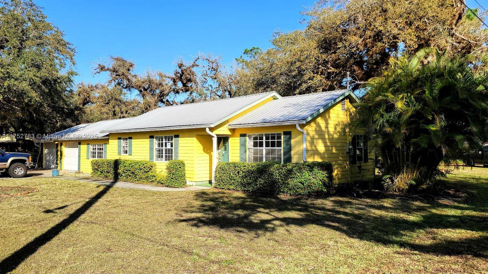La Belle, FL 33935,260 Fraser Ave