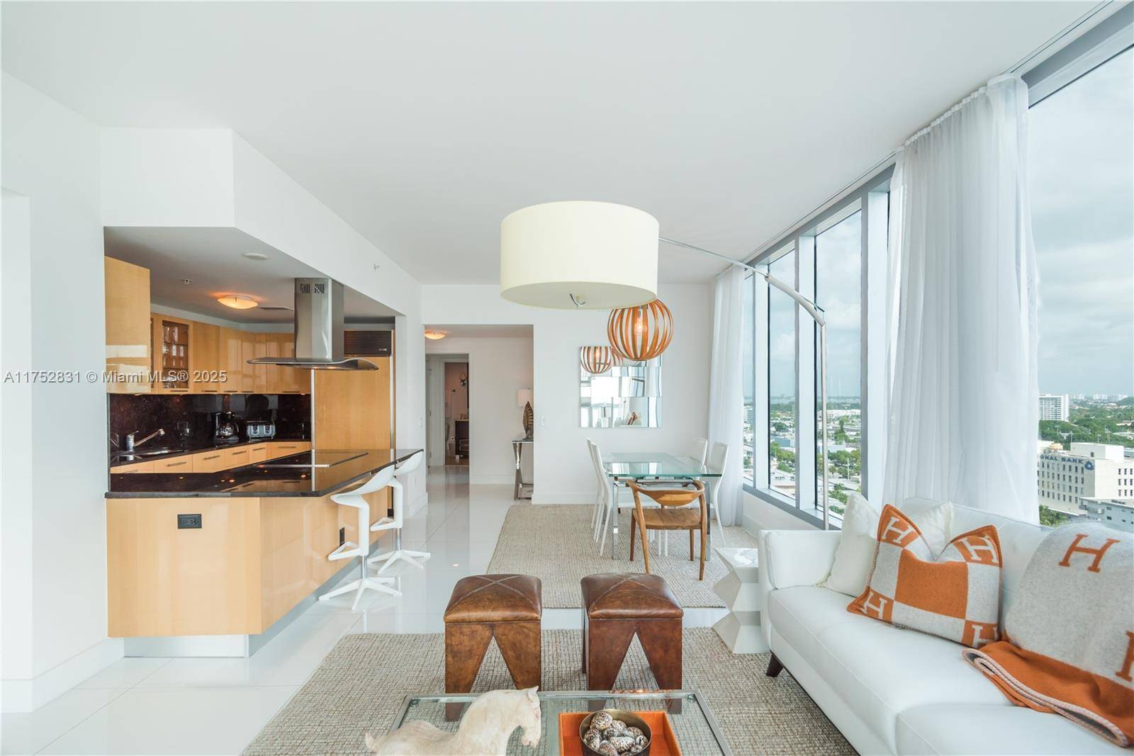 Miami Beach, FL 33141,6899 Collins Ave #1605