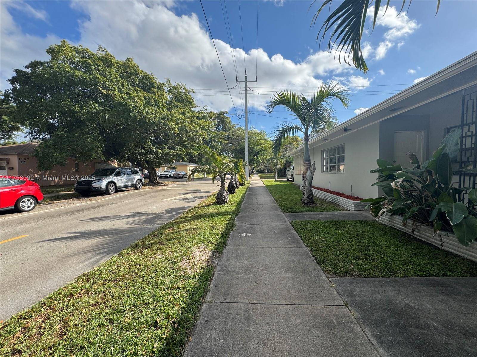 Hollywood, FL 33020,1110 S 19th Ave #1-2