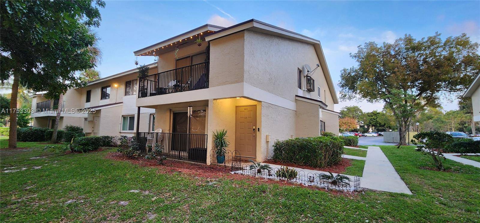 Pompano Beach, FL 33069,111 Gardens Dr #203