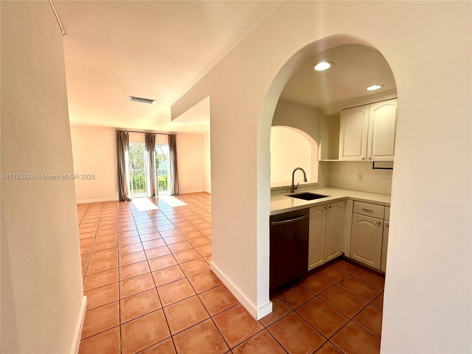 Pinecrest, FL 33156,8650 SW 67th Ave #1043