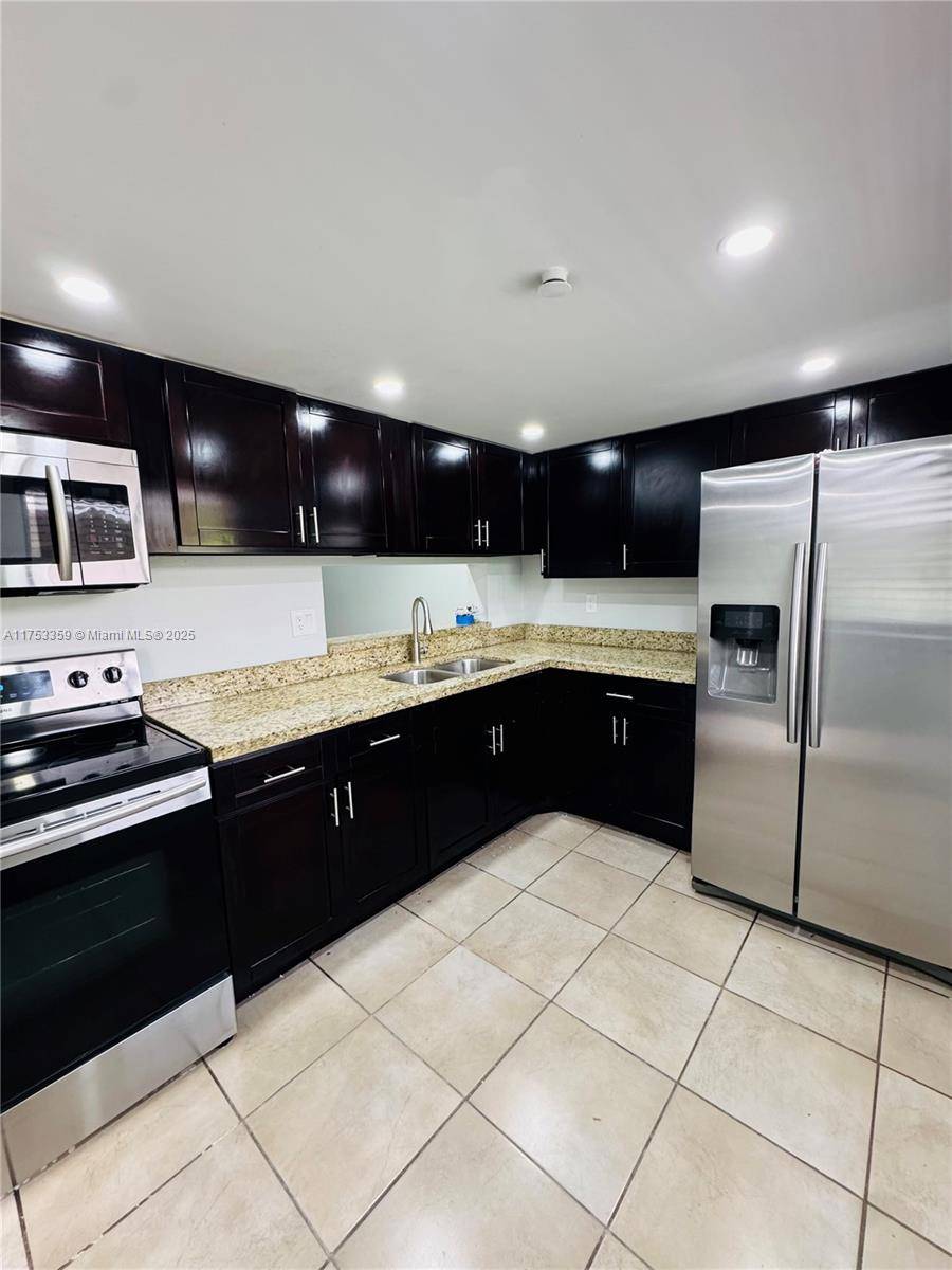 Miami, FL 33183,8760 SW 133rd Ave Rd #410