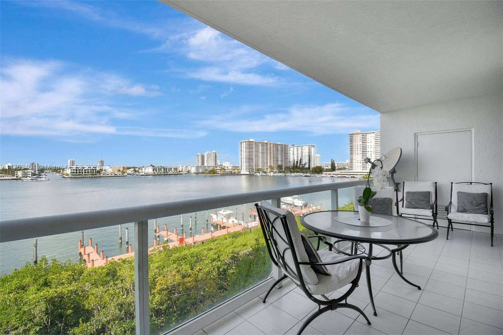 Sunny Isles Beach, FL 33160,17050 N Bay Rd #504
