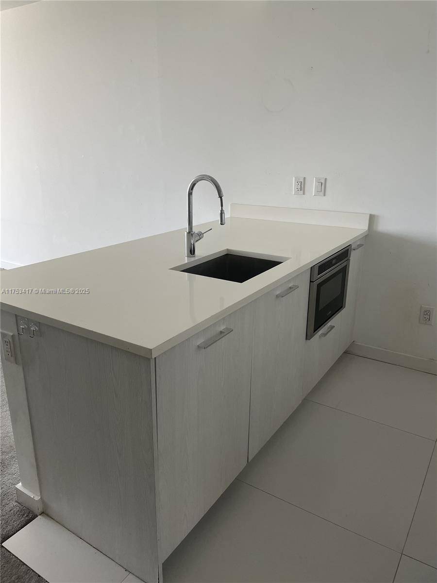 Miami, FL 33137,501 NE 31st St #3705
