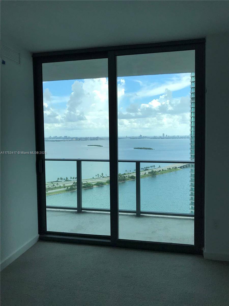 Miami, FL 33137,501 NE 31st St #3705