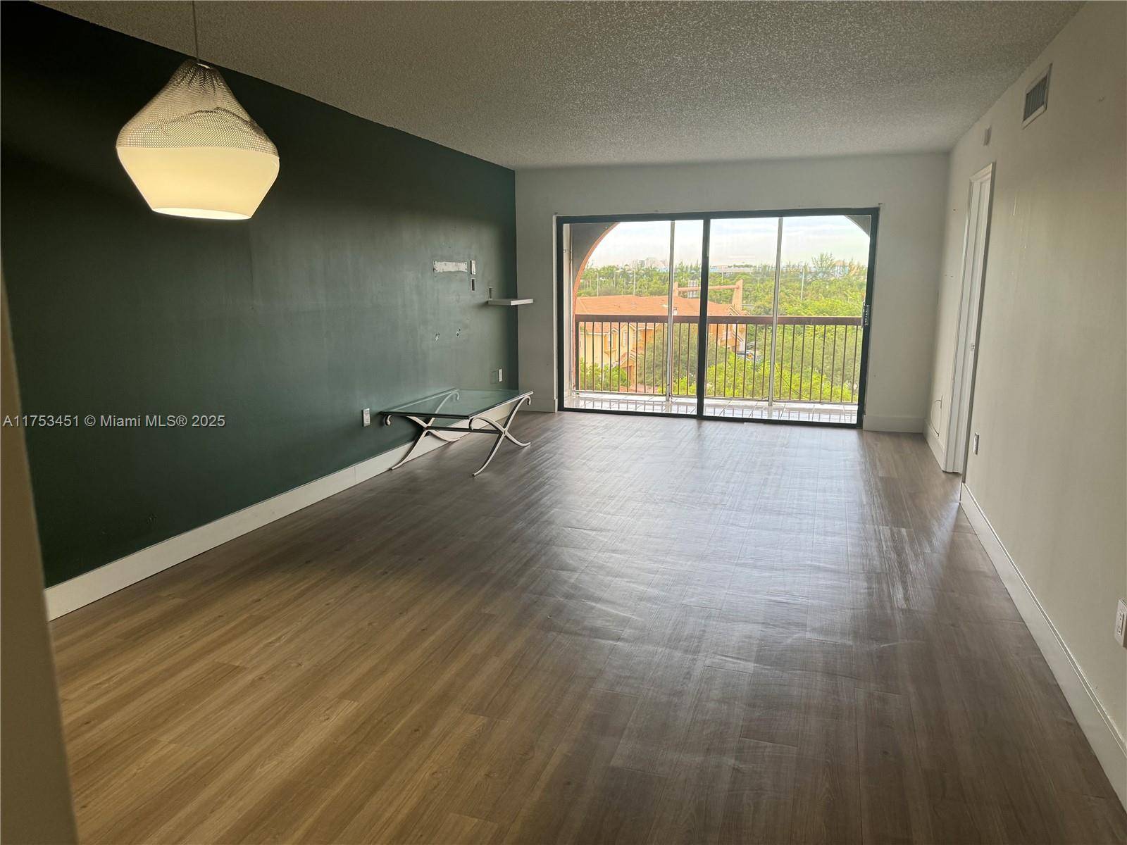 Miami, FL 33172,10255 NW 9th St Cir #503-7