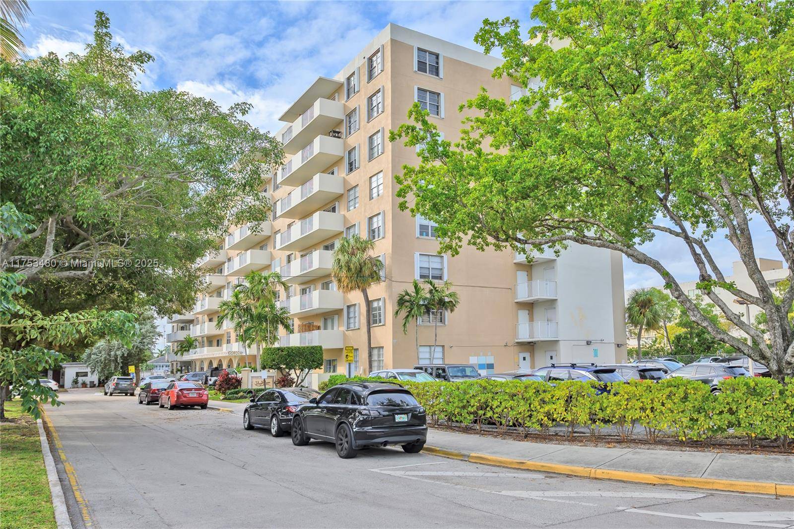 North Bay Village, FL 33141,1455 N Treasure Dr #3G